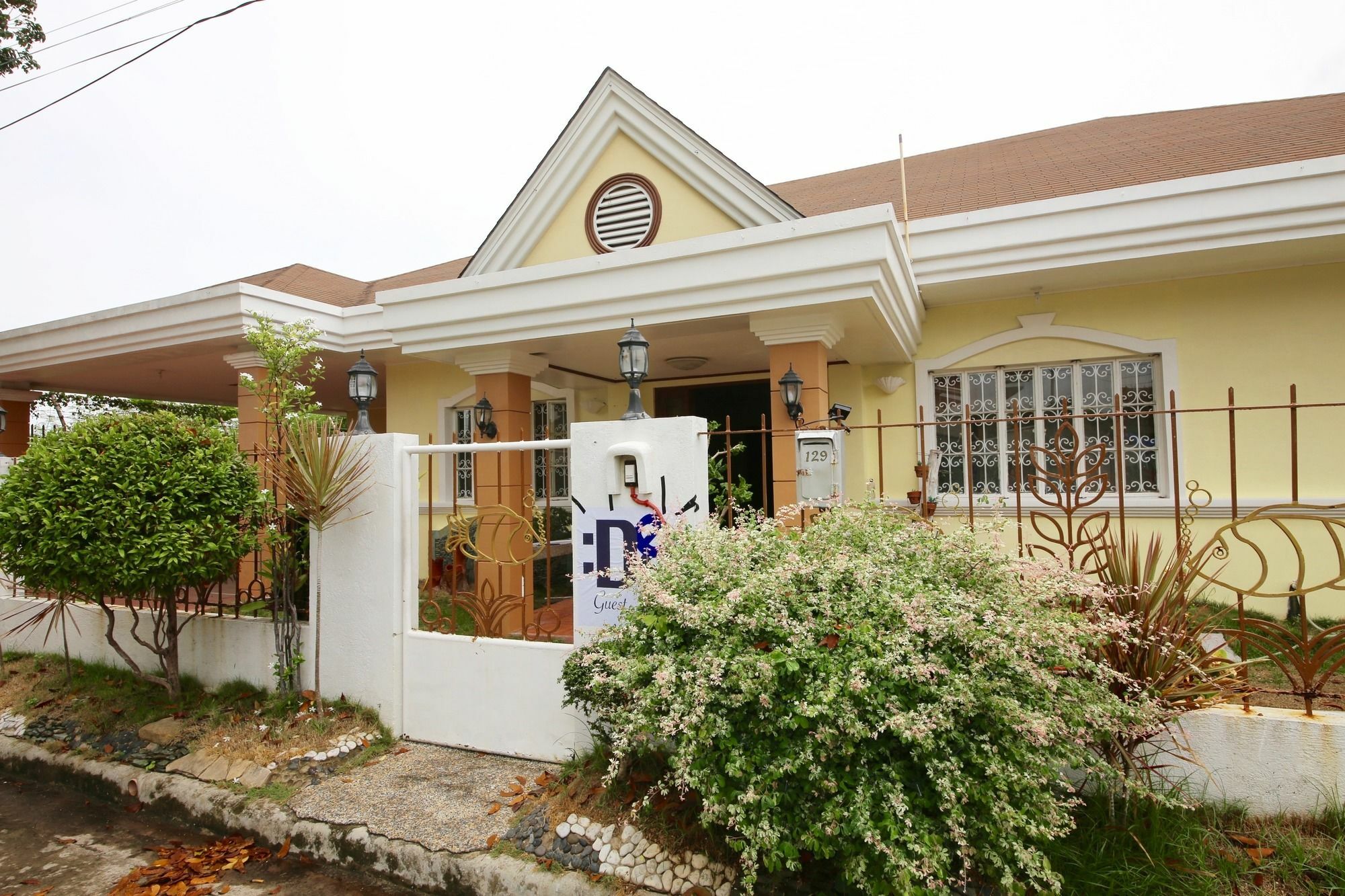 Dee Guesthouse White Sands Đảo Mactan Ngoại thất bức ảnh
